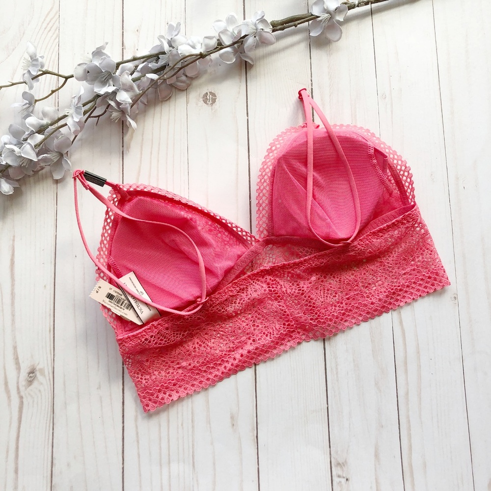 2/$25 ❤️ Victoria's Secret Padded V-Neck Bralette - Picture 2 of 3